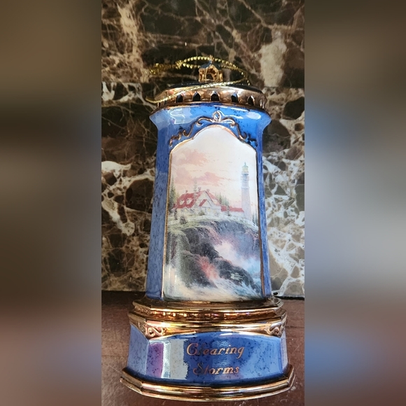 Thomas Kinkade Seaside Refections Collection ornament - Picture 2 of 5